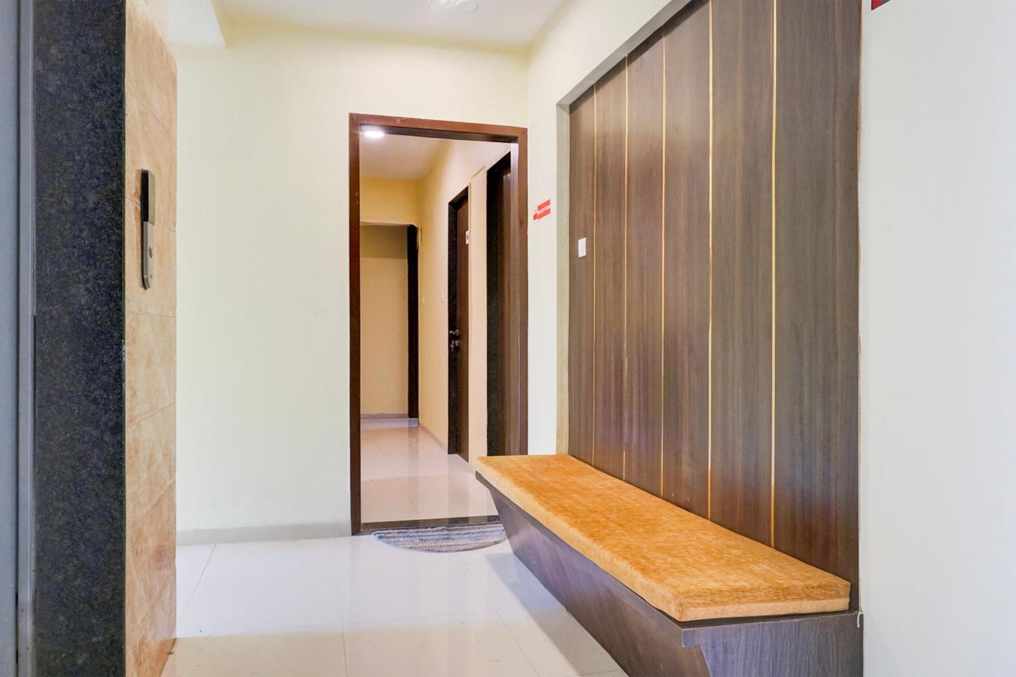 Super Collection O Veerbhadra Nagar Baner Hotel Meribel Village Exterior photo
