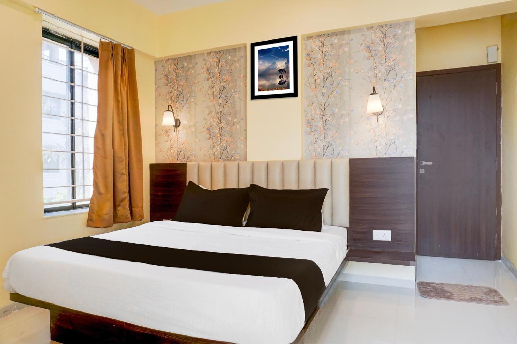 Super Collection O Veerbhadra Nagar Baner Hotel Meribel Village Exterior photo